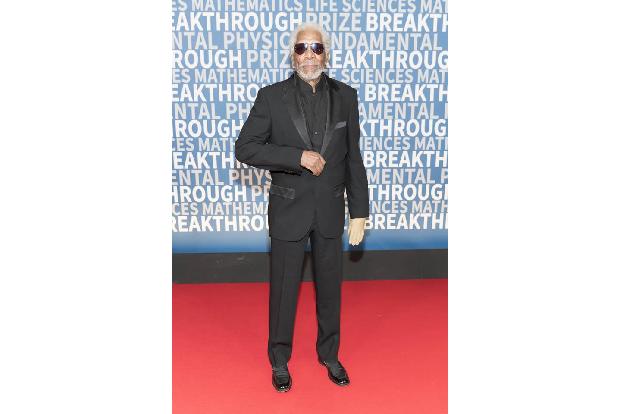 ...auch Superstar Morgan Freeman leidet. Der so genannte Weichteilrheumatismus führt unter anderem zu Muskel- und Bindegeweb...