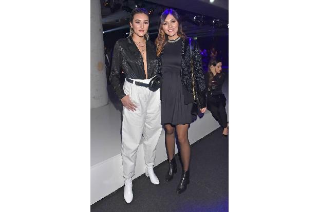 ...man Katharina und Anna Maria Damm wohl auch nicht so schnell. Die Influencer-Schwestern bekommen allerdings bald jemanden...