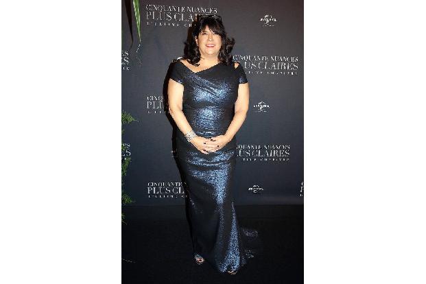...dürfte Autorin E. L. James sein, denn ihr Buch 'Fifty Shades of Grey' ist nicht nur ein wahnsinns Erfolg, auch die adapti...