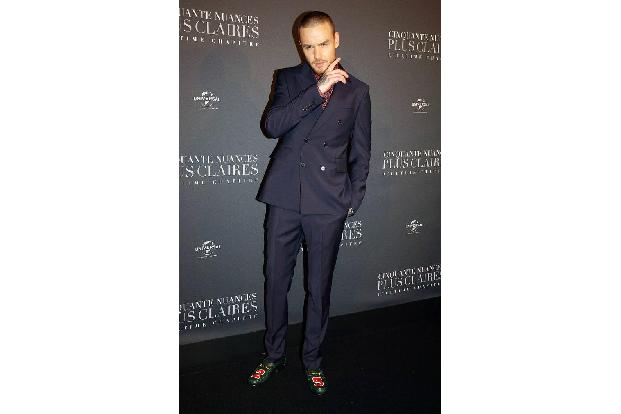 ...hingegen im Film überhaupt nicht zu sehen, dafür aber zu hören: Liam Payne. Zusammen mit Rita Ora hat er ein Duett für de...