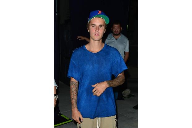 ...Justin Bieber gespendet hat, ist nicht bekannt - allerdings solidarisierte er sich mit den Schülern, indem er auf Twitter...