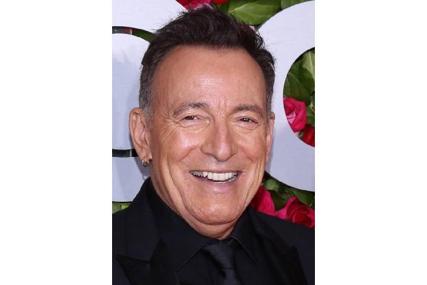 …gut Weihnachtslieder bei den Fans ankommen, weiß auch Bruce Springsteen. Mit seinem recoverten Stück 'Santa Claus Is Coming...