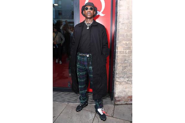 Auf Platz 10 findet sich der letztjährige Sechste: Der britische Grime-Musiker Skepta liebt Mode und besuchte in diesem Jahr...