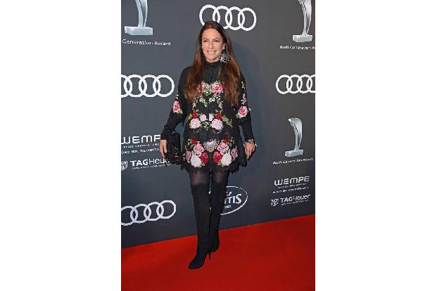 Schauspielerin Christine Neubauer ließ sich ebenfalls die Gelegenheit nicht entgehen, sich mit Stars in gemütlicher Runde au...