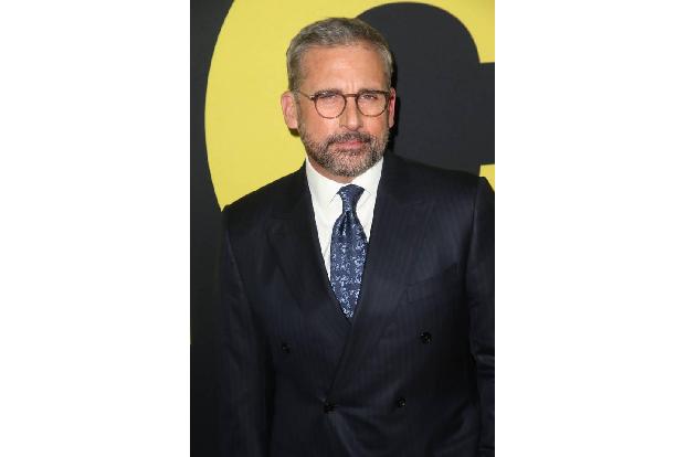 ...Steve Carrell als Donald Rumsfeld. Allerdings krankt der Film an seinem moralischen Überbau, dem selbstgefälligen Ton, de...