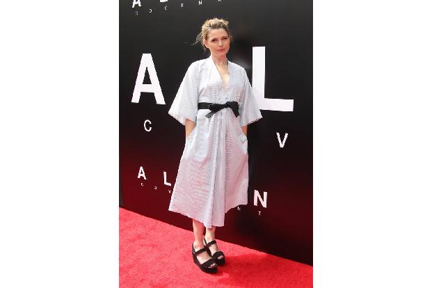 Wer es doch lieber etwas gruseliger mag, wird sich über die Neuverfilmung dieses Horrorstreifens freuen: 'Friedhof der Kusch...