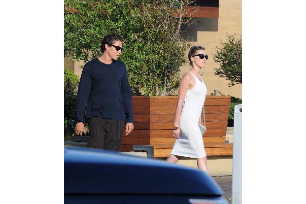 ...Blondine zu sein, nachdem ihre Beziehung zu Kunsthändler und Heidi-Klum-Ex Vito Schnabel in die Brüche gegangen war. Die ...