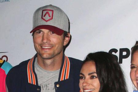 Ashton Kutcher und Mila Kunis