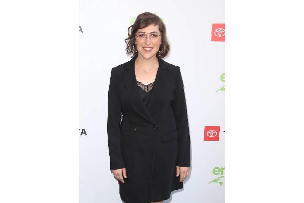 ...Mayim Bialik, die die Dreharbeiten zur letzten Staffel 'The Big Bang Theory' hinter sich gebracht hat. So konnte sie unte...