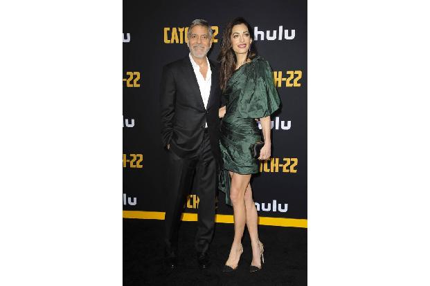 George und Amal Clooney waren zur Premiere von Georges neuer Serie 'Catch-22' gekommen, die auf Hulu zur Verfügung gestellt ...
