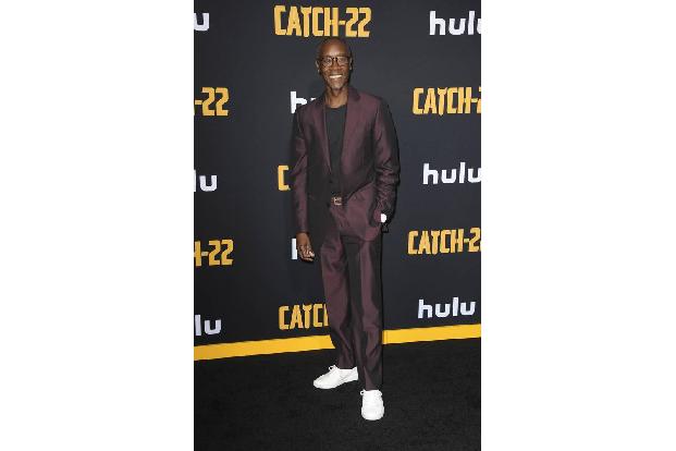 ...Don Cheadle, der ein neues Karrierehoch feiert, begeistert er doch aktuell auch in dem Spektakel 'Avengers: Endgame'. In ...