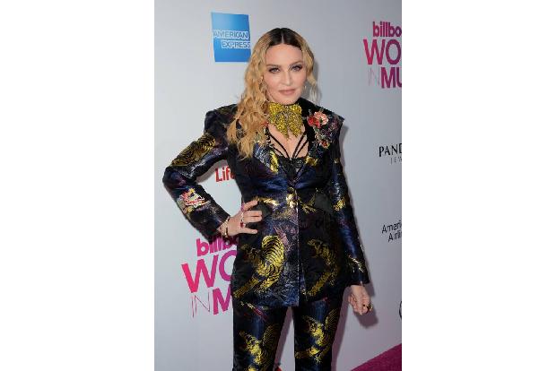 Mit ihren 60 Jahren hat Pop-Queen Madonna noch immer eine tadellose Figur. Die Sängerin schwört seit Jahren auf die makrobio...