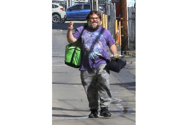 Etwas ernster wird es, wenn der eigene offizielle Twitter Account die falsche Todesnachricht verbreitet. So geschehen bei Ja...