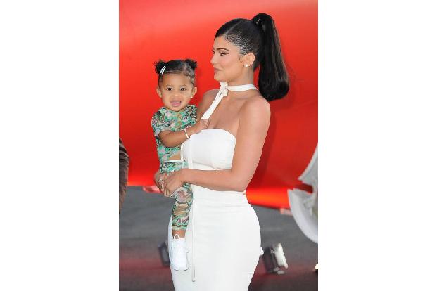 Auch Kendall Jenner, Kims Schwester, macht den Sonntag gern zum Familienausflug. Dabei hatte die Zweitjüngste im Kardashian-...