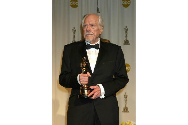 Robert Altman führte bei 'Gosford Park' im Alter von 76 Jahren Regie, heimste zahlreiche Preise ein. Der amerikanische Filme...