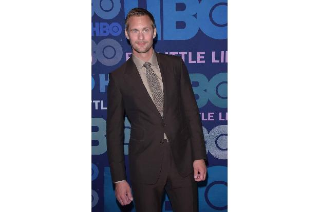 'Big Little Lies'-Star Alexander Skarsgård erinnert sich, dass sein berühmter Vater Stellan rund um die Uhr arbeitete. Das s...