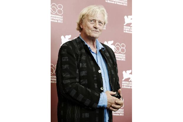 ...Holland als auch den USA blieb Rutger gefragt. 1988 gewann er den Golden Globe für seine Leistung in der Miniserie 'Escap...
