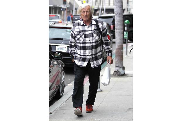 ...Fernsehserie, die auf der 'Weihnachtsgeschichte' von Charles Dickens basiert, sollte er den Geist der vergangenen Weihnac...