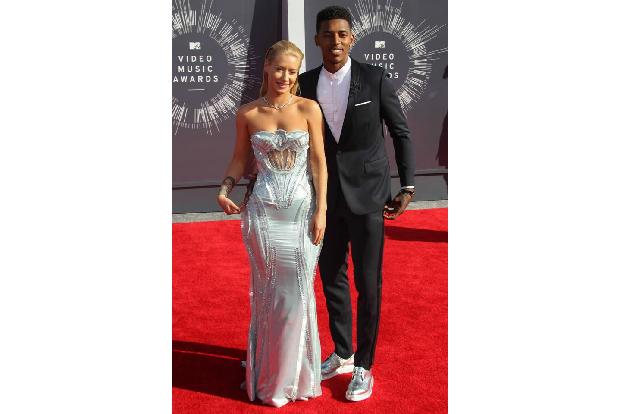 ...schien Iggy dann in Sportler Nick Young gefunden zu haben. Die beiden waren von 2013 bis 2016 ein Paar und sogar verlobt ...