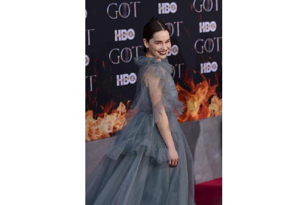 ...Emilia Clarke auf einen Emmy hoffen, denn ihr wurde eine der insgesamt 32 Emmy-Nominierungen für die finale 'Game of Thro...