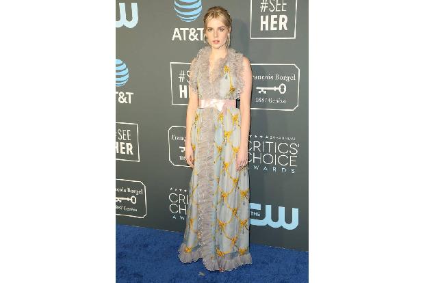 Es gab nicht viele Fashion-Fauxpas bei den Critics' Choice Awards 2019. Lucy Boynton gehörte aber leider dazu: Ihr Kleid von...