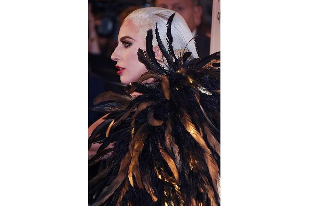 Keine Frage, Lady Gaga war der Star des Jahres schlechthin. Nicht nur präsentierte sie in 'A Star is Born' neue Songs, sonde...