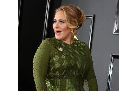 Eigentlich ist Adele für ihr loses Mundwerk und ihre Schlagfertigkeit bekannt - und dafür, weltweit mehr Alben zu verkaufen,...