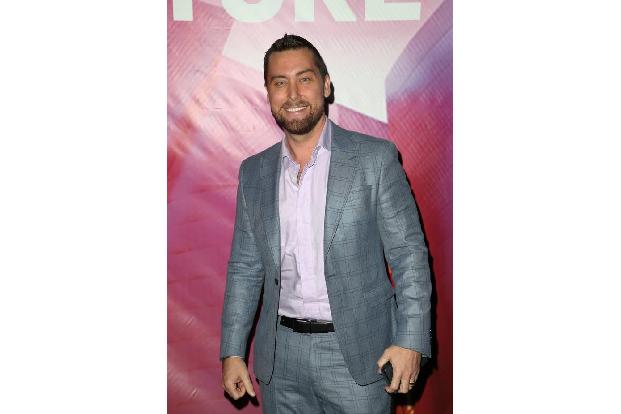 ...Kollege Lance Bass traf. Der ehemalige N*Sync-Sänger wollte sich das Event nicht entgehen lassen, ging es doch darum, Spe...