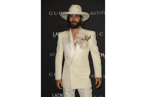 ...ging gar ein Anhänger von Jared Leto. Der Schauspieler erhielt ein abschnittenes Ohr in der Post. Ein echtes, menschliche...
