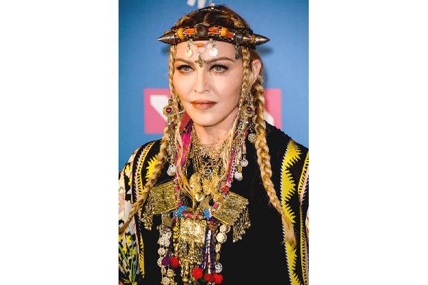 ...Madonna, die in der Schwulenbar Stonewall Inn in New York auftrat. 2019 jährt sich der legendäre Stonewall-Protest gegen...