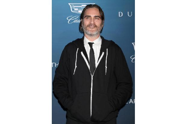 ...ist mit dieser Situation in guter Gesellschaft. Auch Joaquin Phoenix fieberte dreimal beim berühmten Satz 'And the Oscar ...