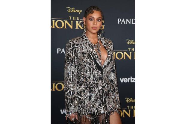 Ein PETA-Aktivist störte einst auch ein Dinner von Beyoncé, um ihr zu erklären, warum sie keine Pelze mehr tragen und kein F...