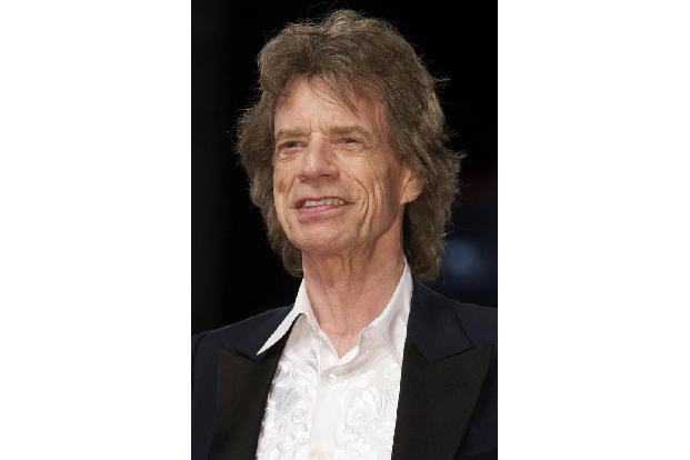 Rolling Stone Mick Jagger stand immer mal wieder als Schauspieler vor der Kamera. In dem Thriller 'The Burnt Orange Heresy' ...