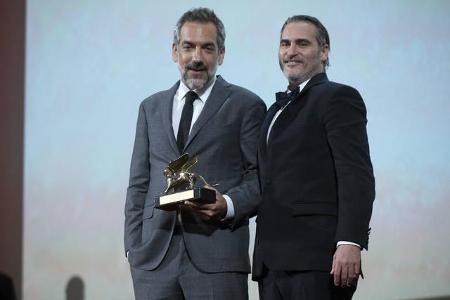 ...Joaquin Phoenix überzeugte die Jury, deren Vorsitz die gefeierte Regisseurin Lucrecia Martel übernommen hatte. Nur selten...
