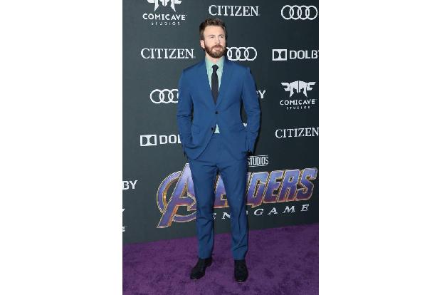 Captain America ist eine der Hauptfiguren in 'Avengers 4: Endgame'. Klar, dass Schauspieler Chris Evans auf dem lila Teppich...