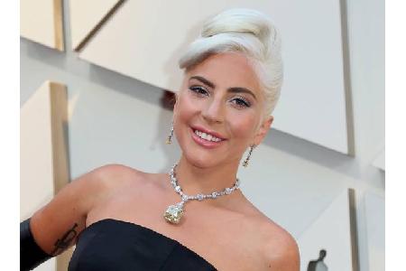 …Lady Gaga. Sie hat wie The Cure schon bestätigt, dass es ein neues Album von ihr geben wird. Der Arbeitstitel lautet 'LG6',...