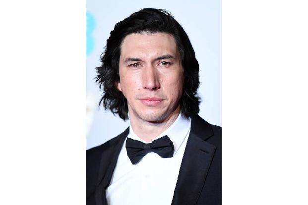 ...Perfektionist hat sich Adam Driver mittlerweile ein Kinoverbot für eigenen Filme erteilt. 