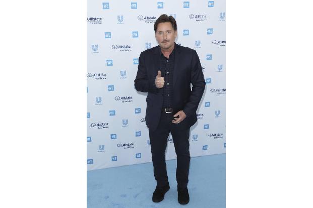 ... Emilio Estevez, der nach 12 Jahren Arbeit gerade seinen Film 'The Public' fertiggestellt hat, in dem Obdachlose eine Bib...