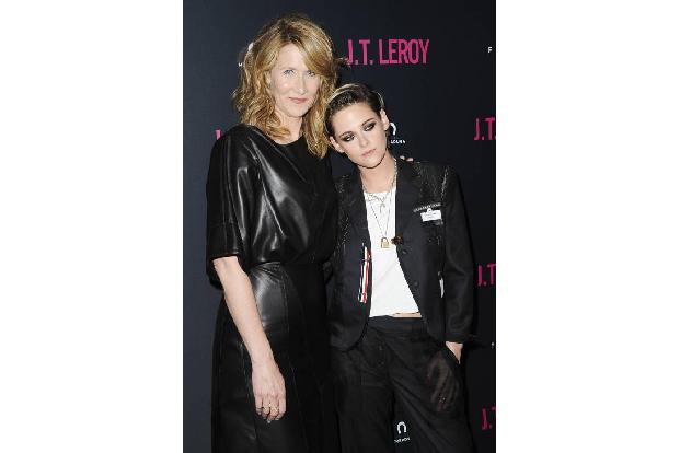 ...Kristen verstanden sich während der Dreharbeiten offenbar bestens und zeigten sich auch auf der Premiere ganz harmonisch....