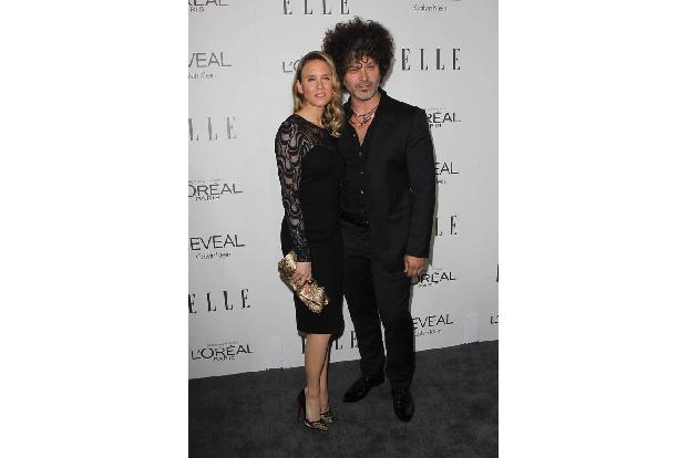 ...fand Renée ihr Happy End mit Musiker Doyle Bramhall II., mit dem sie nun seit sieben Jahren glücklich zusammen ist. Die S...
