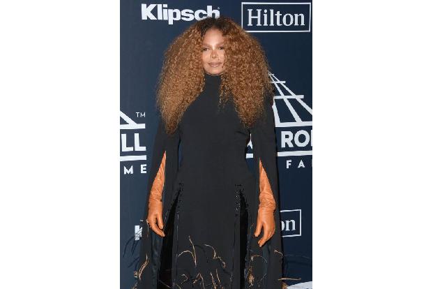 ...Janet Jackson. Das lag auch zum Teil daran, dass sie Babys vorher nie einen großen Platz in ihrem Leben eingeräumt hatte....