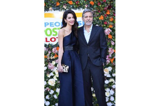 ...George Clooney, als er 2011 proklamierte, Vatersein wäre nichts für ihn. Seine Priorität sei immer seine Arbeit gewesen, ...