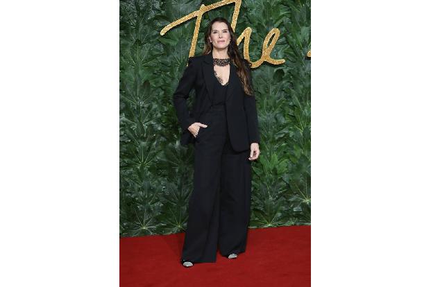 Brooke Shields hat ihre postnatale Depression in dem Buch 'Down Came the Rain: My Journey Through Postpartum Depression' ver...