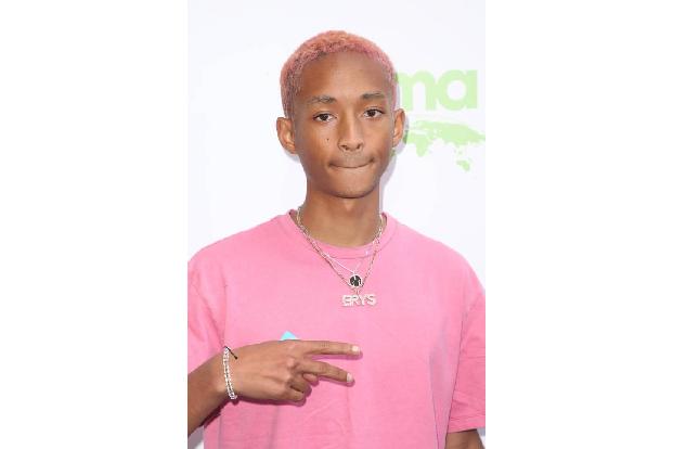 ...Jaden Smith, der ein Bild teilte und dazu schrieb: 