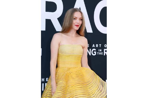 ...Liebesgeschichte nicht fehlen. Die entwickelt sich zwischen dem Rennfahrer Denny und Amanda Seyfried als Eve. In Deutschl...