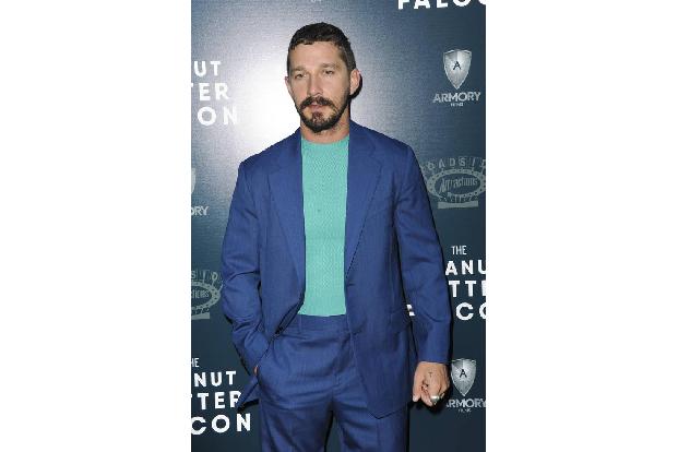 ...wurde die Premiere von 'The Peanut Butter Falcon' gefeiert, einem zarten Melodram, in dem Shia LaBeouf glänzen darf. Er s...
