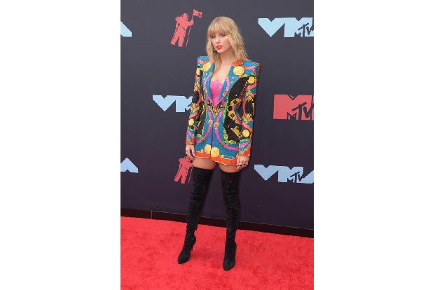 Ihr Album 'Lover' läuft seit Freitag rauf und runter und bei den VMAs durfte Taylor Swift die Preise für 'Video of the Year'...
