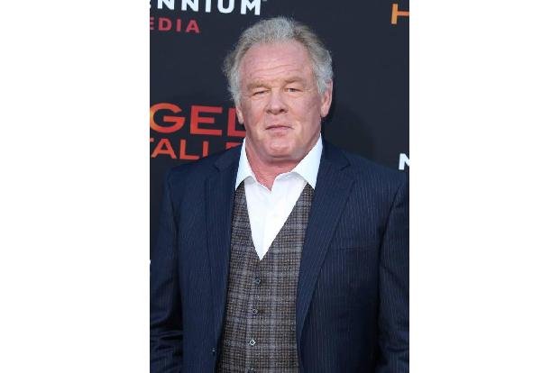 ...Nick Nolte ihm dabei helfen kann? Der Hollywoodstar der 80er und 90er ist zurück auf der großen Leinwand, nachdem Til Sch...