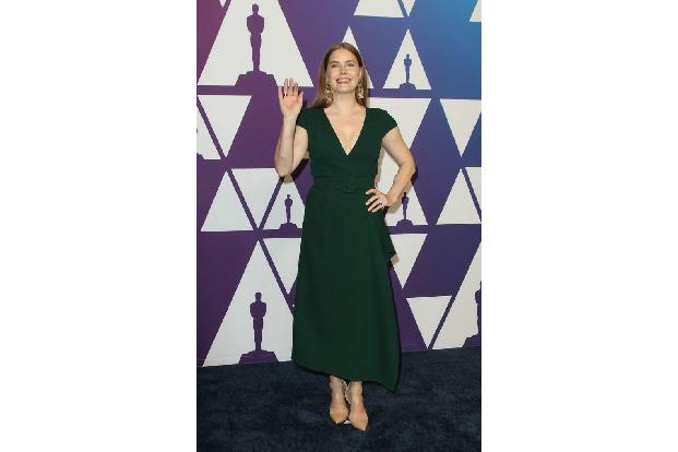 …geht unter anderem Amy Adams für 'Vice – Der zweite Mann' ins Rennen. Beim Luncheon legte die schöne Schauspielerin einen w...