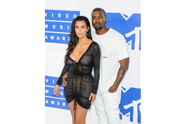 Ein Heiratsantrag der besonderen Art: Kanye West stellte Kim Kardashian 2013 die Frage aller Fragen. Dafür mietete der Rappe...